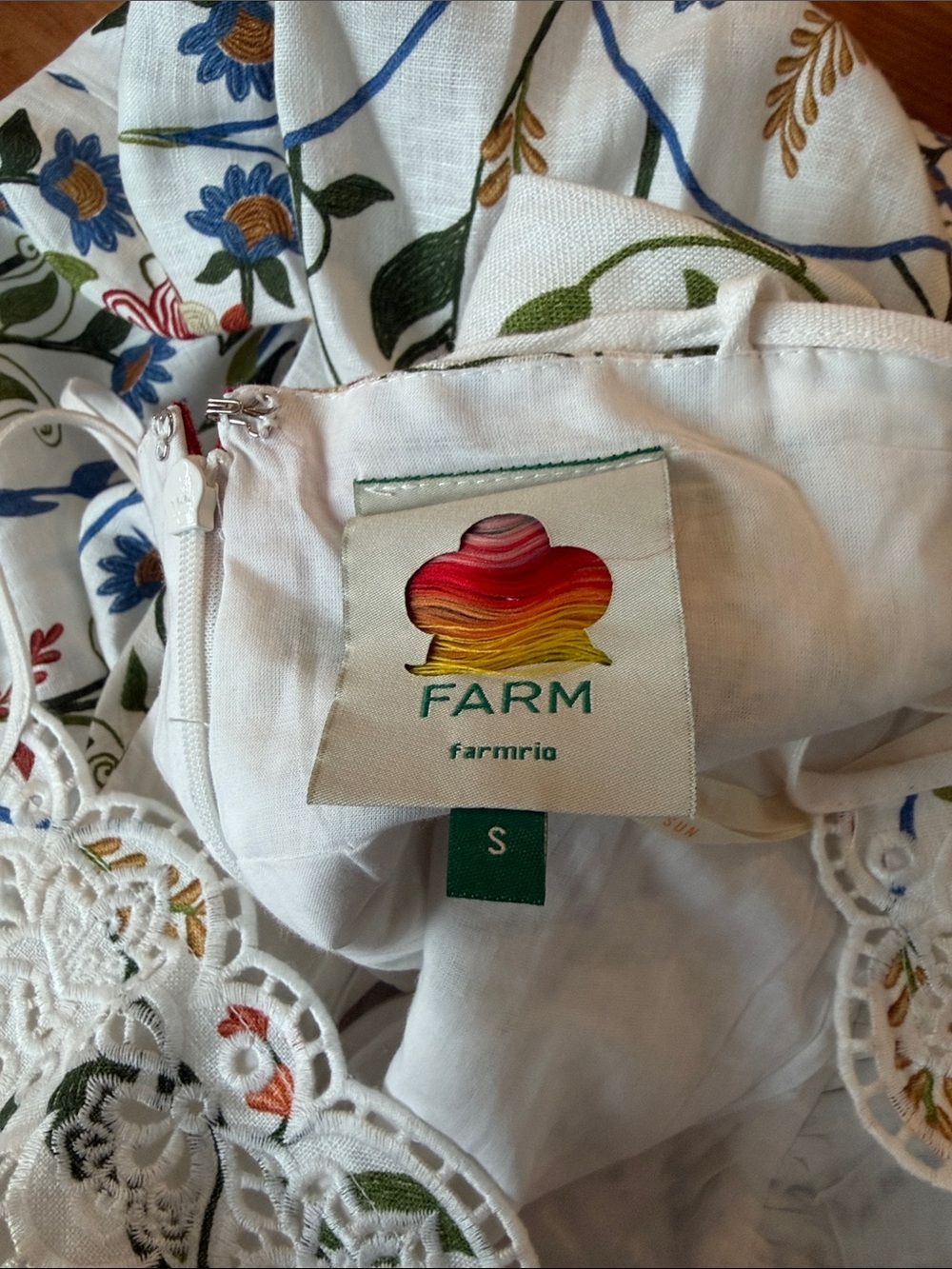 FARM Rio off white stitched garden Midi Dress - Picture 6 of 6